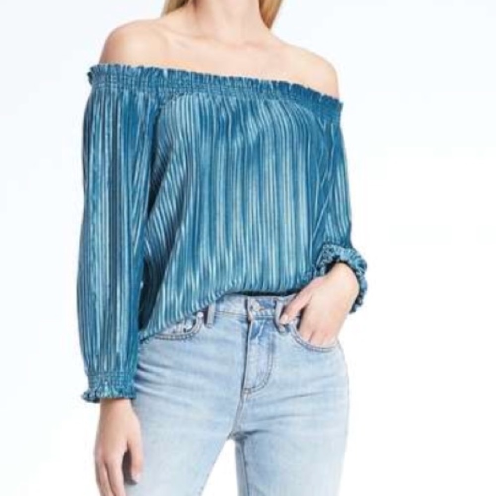 Banana Republic Blue Velvet Top